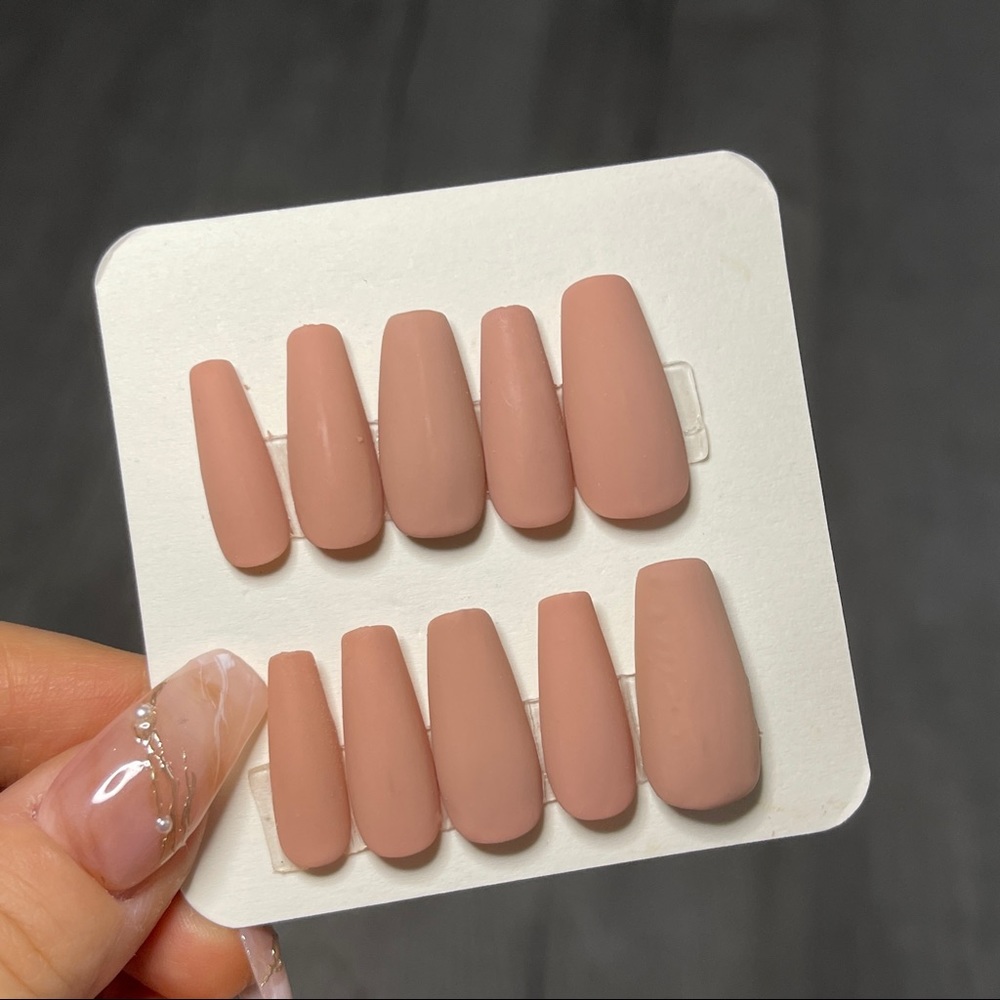 Reusable handmade press on nail fake nail nude brown matte nail